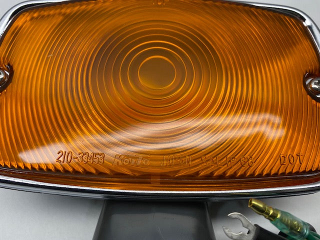Toyota Land Cruiser FJ40 Tail Light Assembly (New OEM) 81550-60130